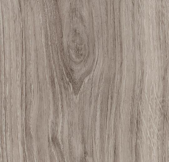 8WAU02 smoked authentic oak