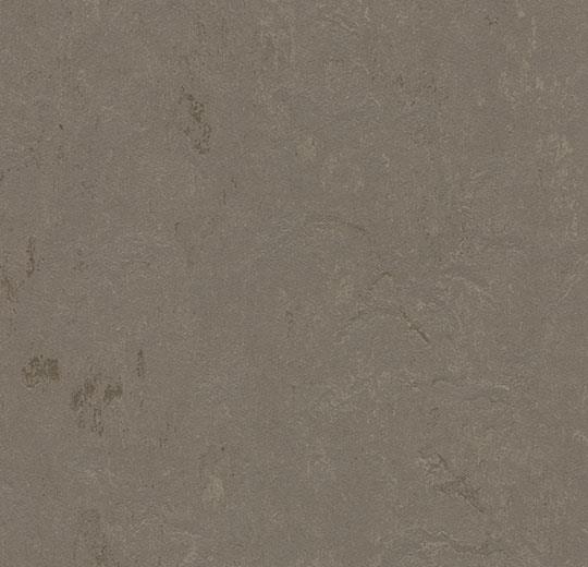 3705 meteorite
