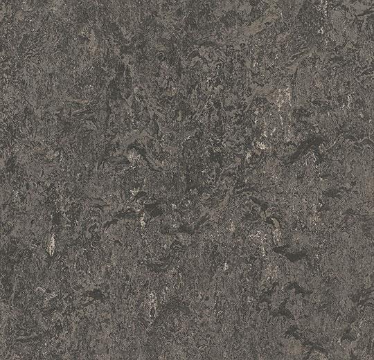 3048 graphite
