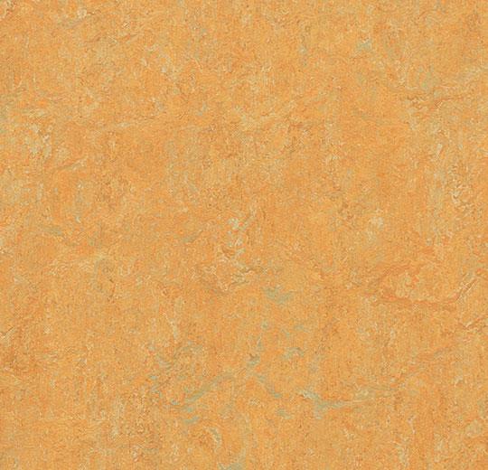 3847 golden saffron