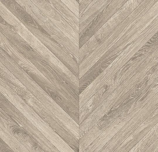 010071E summer chevron